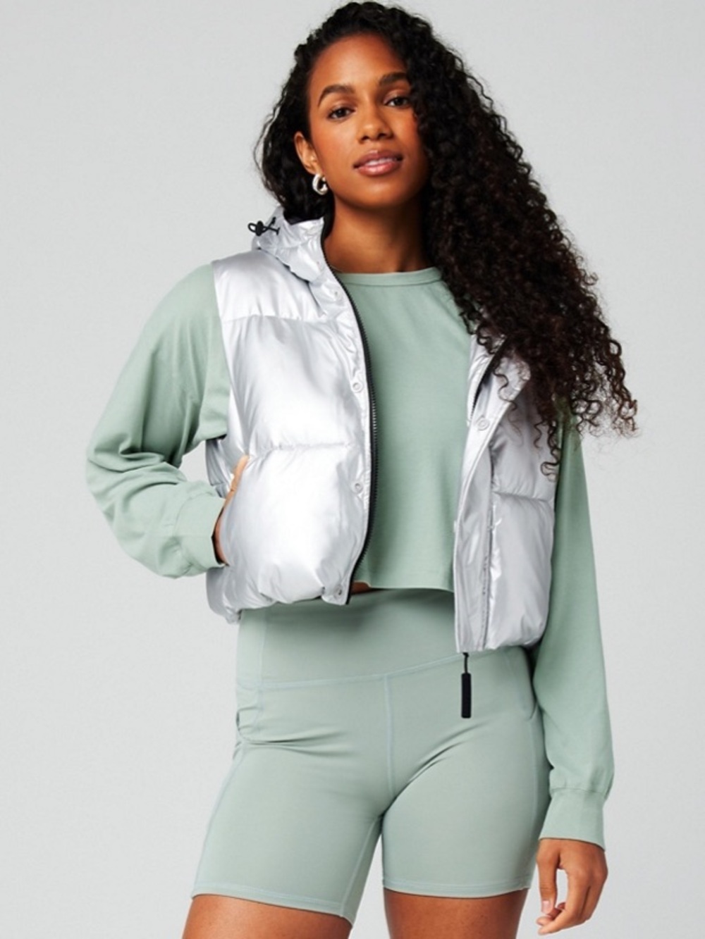 Fabletics Essential Cropped Hooded Puffer Vest Silver Size Small
